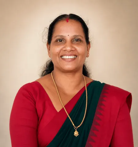 കനകം കുനിയിൽ 