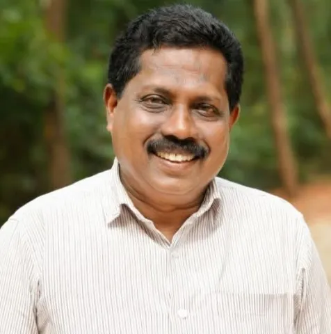 അഡ്വ. വിനോദ് കുമാർ എം