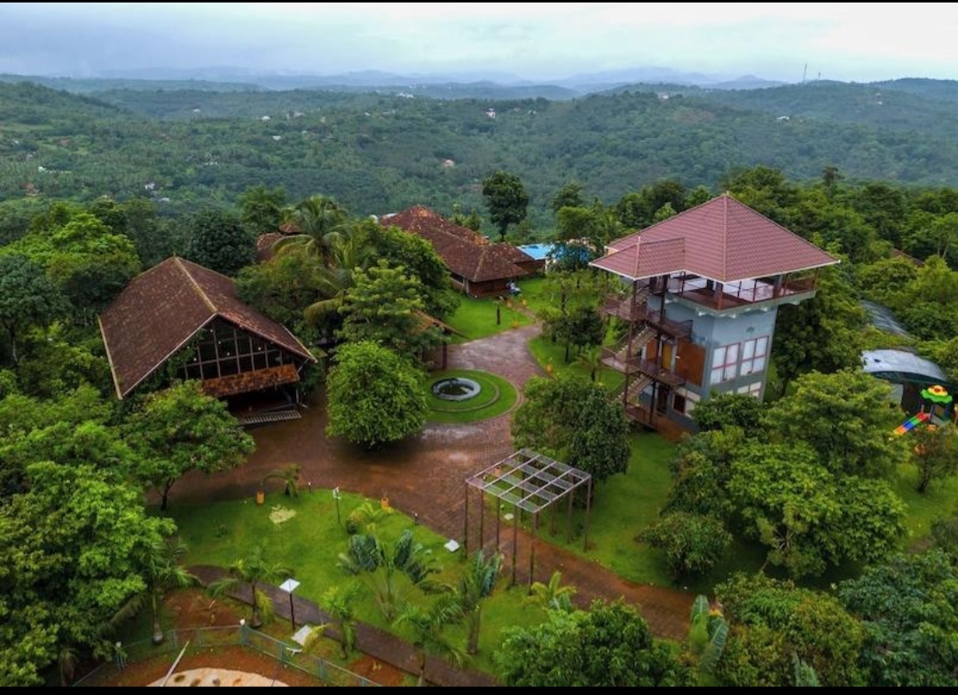Sandal Mist Resort