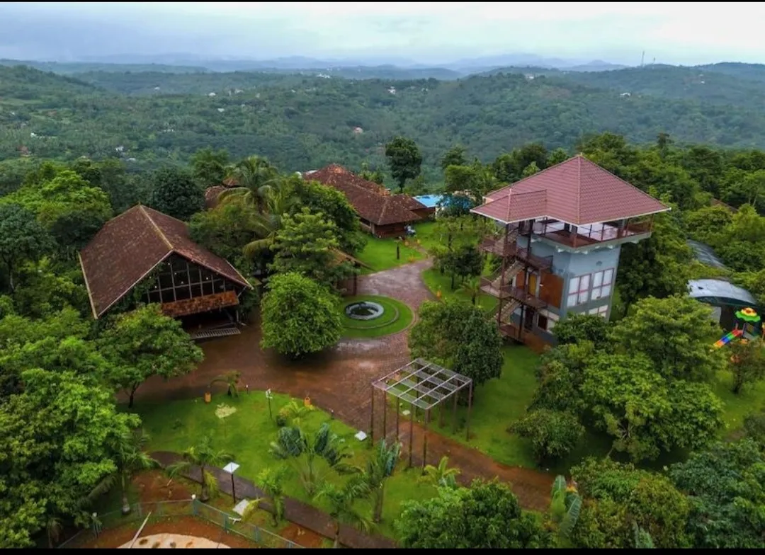 സാൻഡൽ മിസ്റ്റ് റിസോർട്ട്