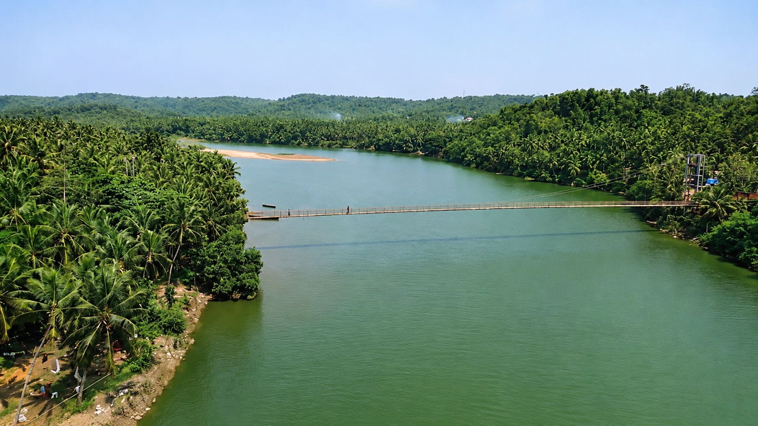 ചേരൂര്‍ തൂക്കുപാലം